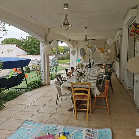 Masbonoeil Guest house *